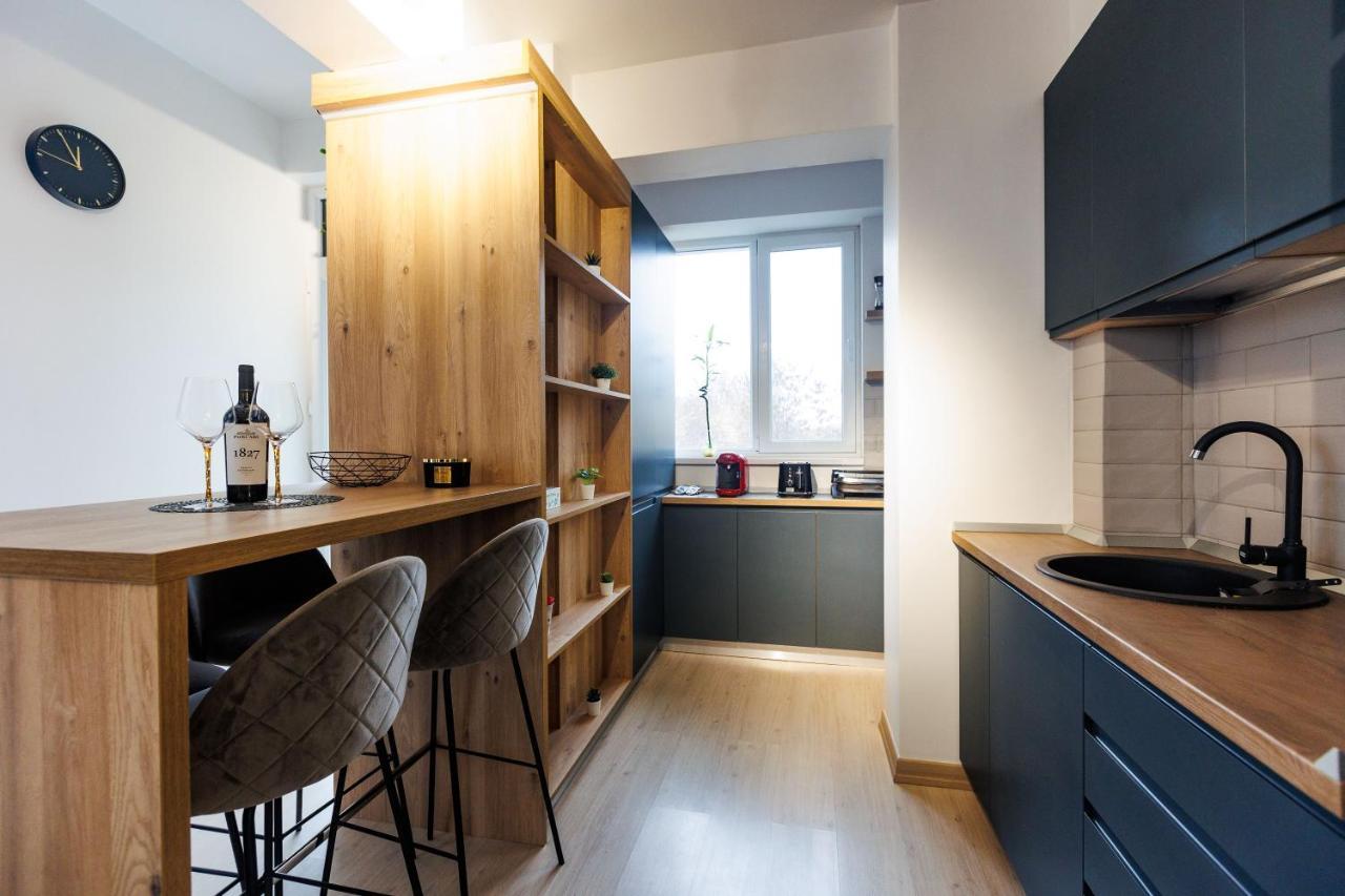 Touchdown Apartment Near Bucharest Airport Otopeni Extérieur photo